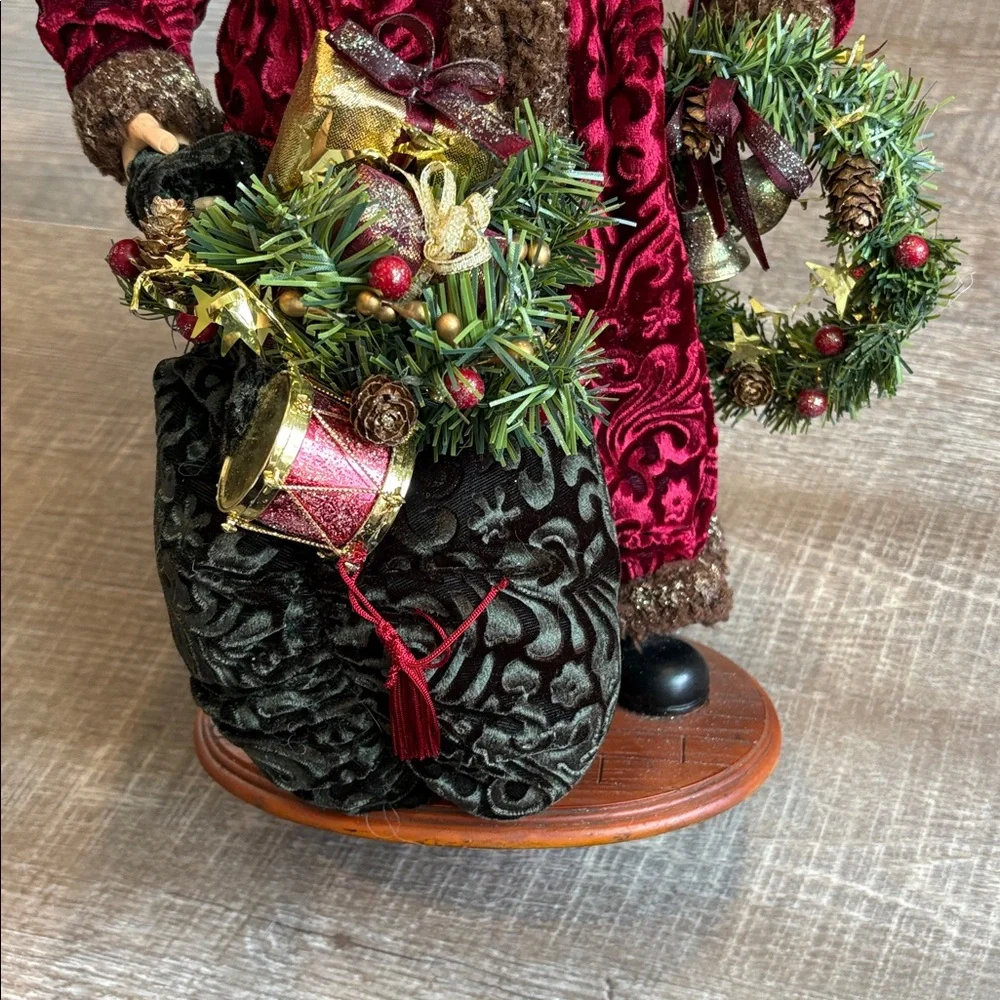 N/A vintage santa